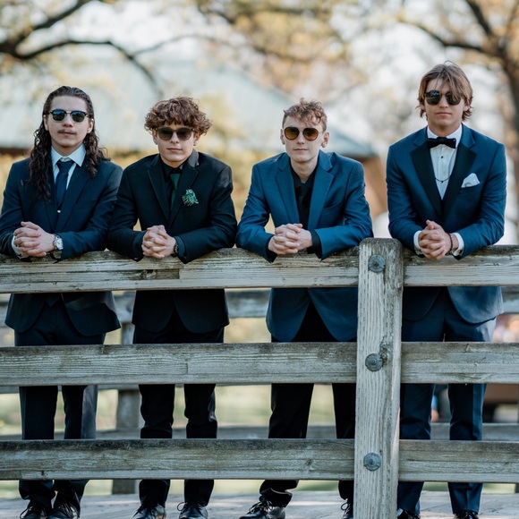 Meet your Posher, Marcus - Picture 2 of 2